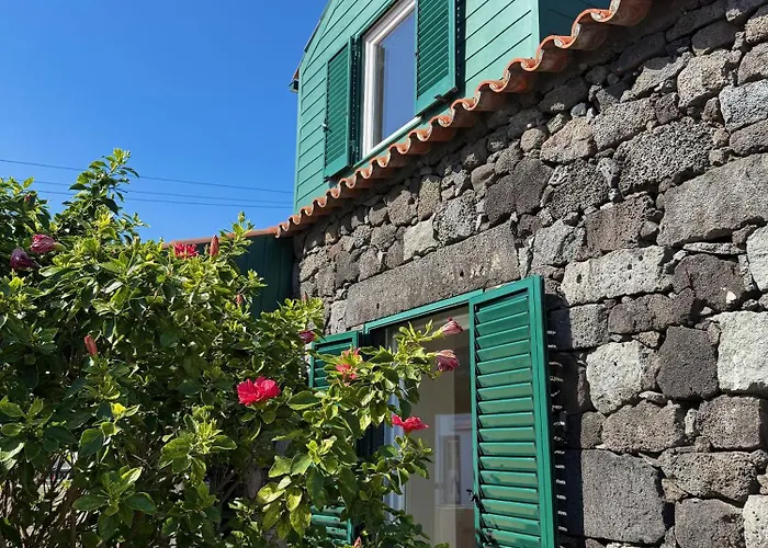 Musa Do Pico Willa *